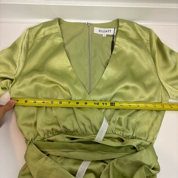 ELLIATT Kai Maxi Dress in Avocado Size S - Picture 8 of 10